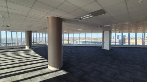 102 Rivonia Road, Sandton has a 1259m² Office Space Available To Let (1)